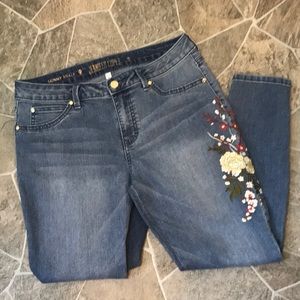 👖💦Jennifer Lopez Skinny Ankle Jeans💦👖